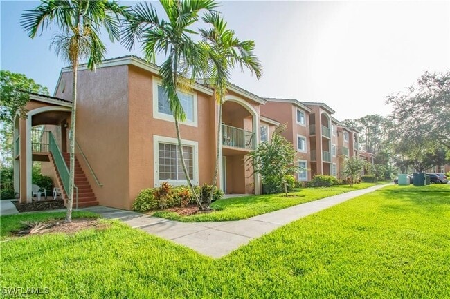 Building Photo - 1220 Wildwood Lakes Blvd Unit 201
