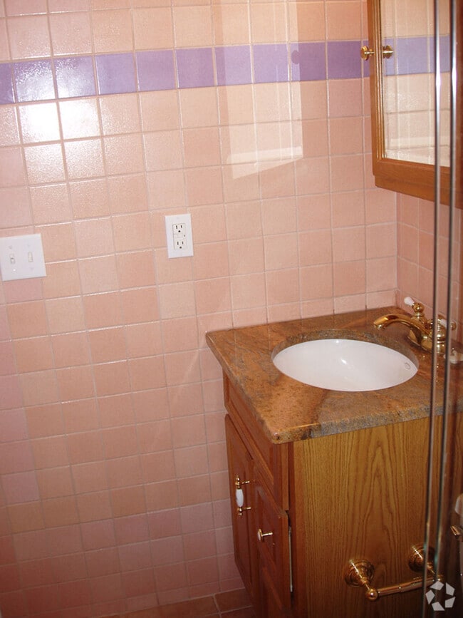 Building Photo - 169 Mercer St Unit 2 Rental