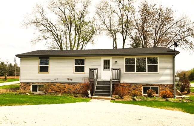 Photo - 18805 McGuire Rd House