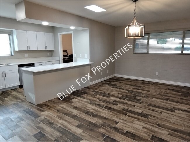 Photo - 1933 S Palma Pl