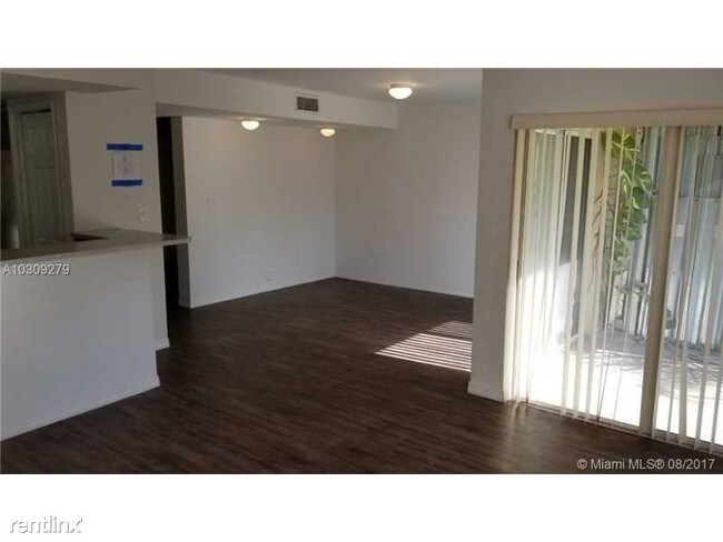 Photo - 8851 NW 110th Pl