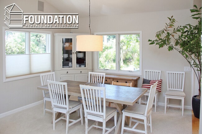 Photo - 133 Tiburon Blvd