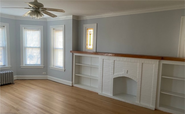 Photo - 2115 W Arthur Ave Unit 3
