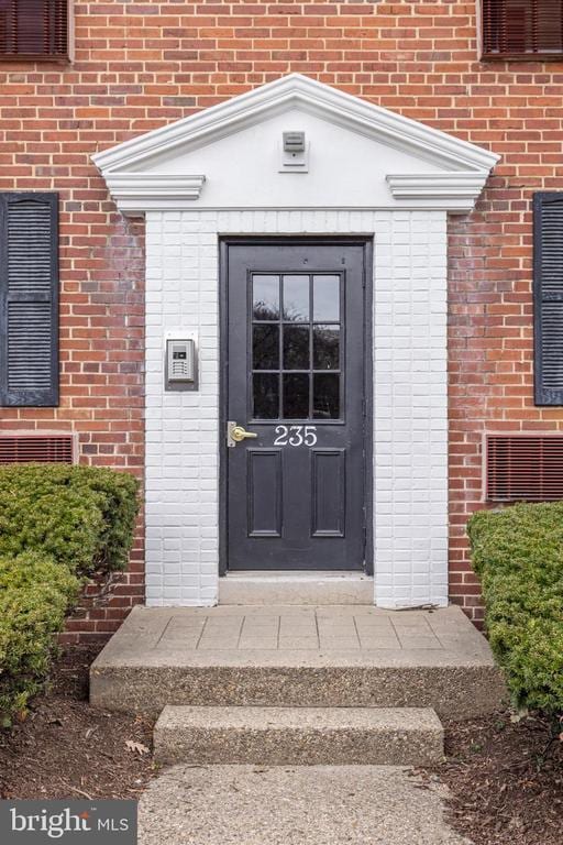 Building Photo - 235 N George Mason Dr Unit 235-4