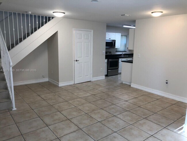 Photo - 228 NW 14th Ave