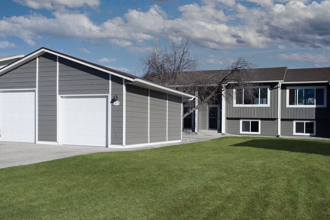 Building Photo - 371 Cape Cod Dr