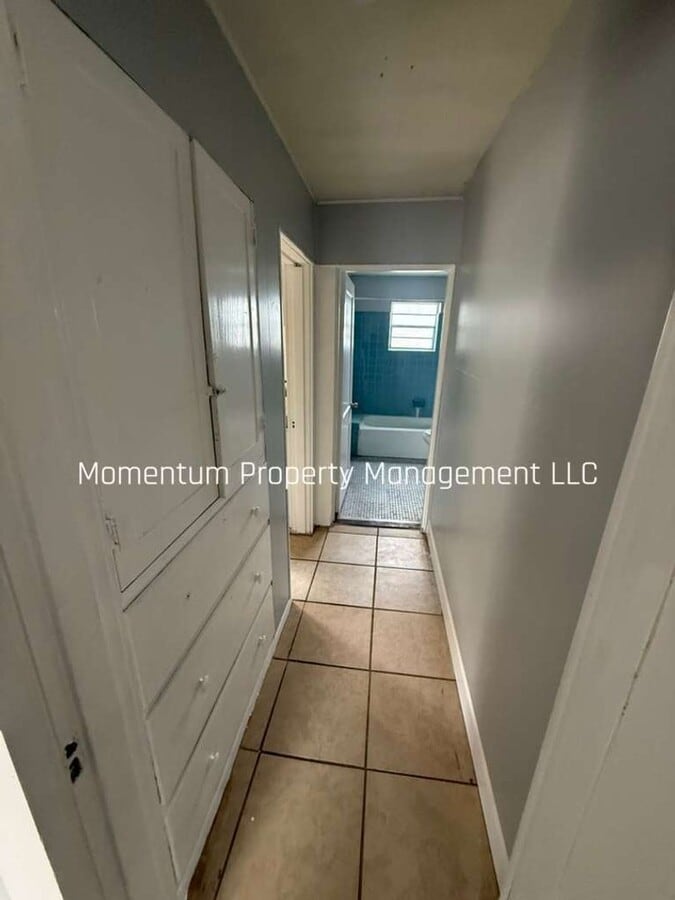 Photo - The perfect 1/1 Apartment - ASK ABOUT OUR SPECIALS!!!! Unit C