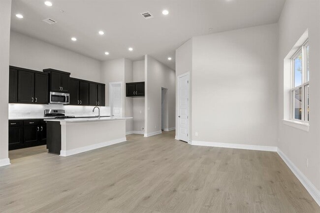 Photo - 600 C-Bar Ranch Trl