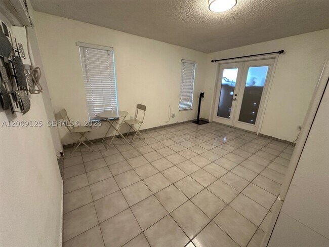 Photo - 4623 SW 127th Pl