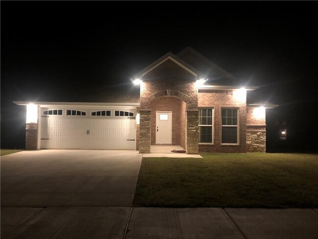 Photo - 257 Hunt St