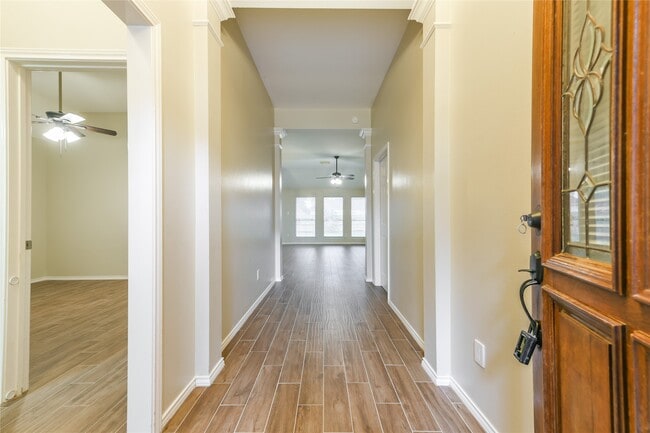 Photo - 3526 Paigewood Dr