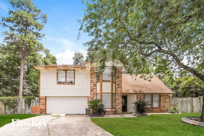 Building Photo - 20239 Misty Pines Dr