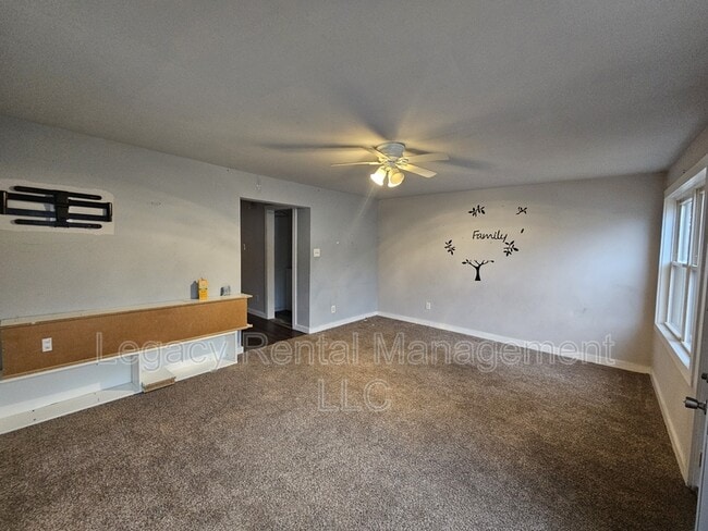 Photo - 2301 Old Berwick Rd