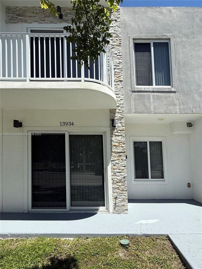 Building Photo - 13934 SW 259th Way Rental