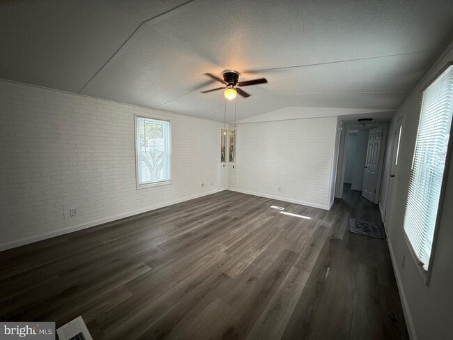 Building Photo - 149 Gregory Pl