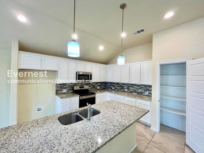 Photo - 1413 Avenue A