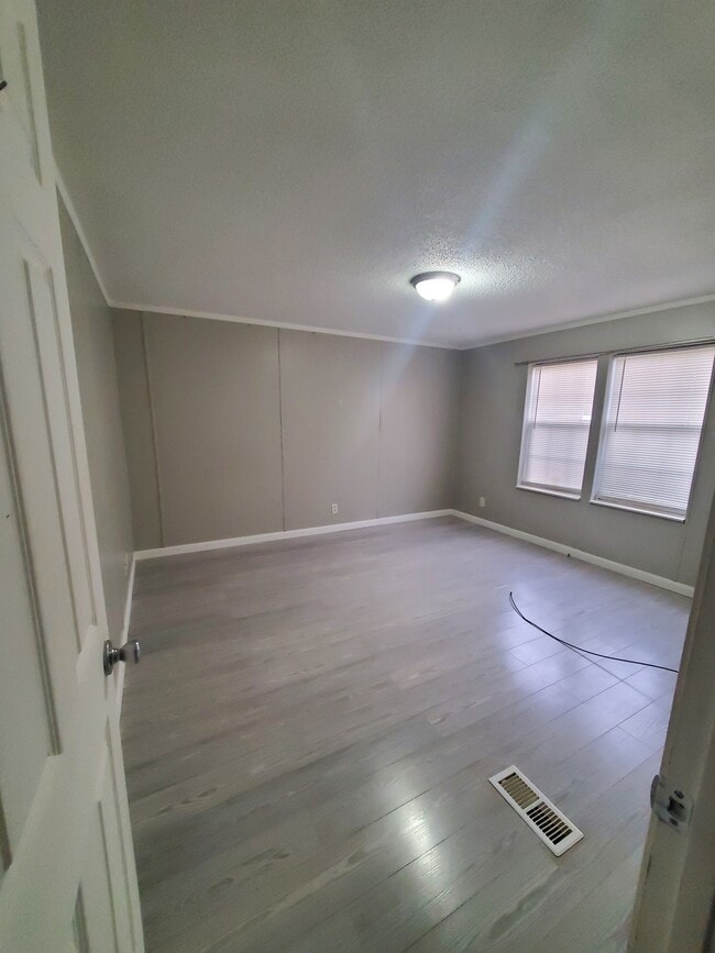 Photo - 168 Schroyers Ln