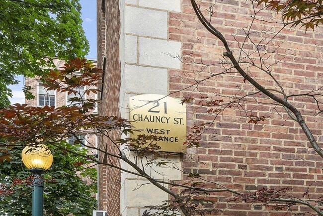Photo - 21 Chauncy St Unit 3