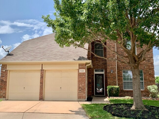 Photo - 7133 Derbyshire Dr House