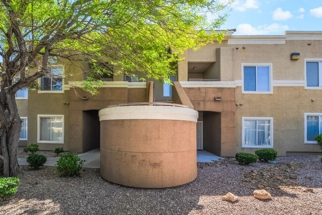 Stylish Condo with Stunning Strip Views! - Stylish Condo with Stunning Strip Views!