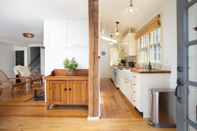 Photo - 30 Indian Mountain Rd