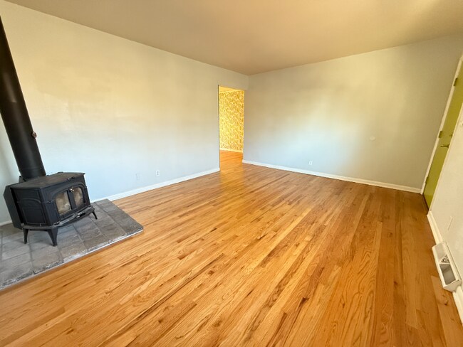 Photo - 2994 25th St