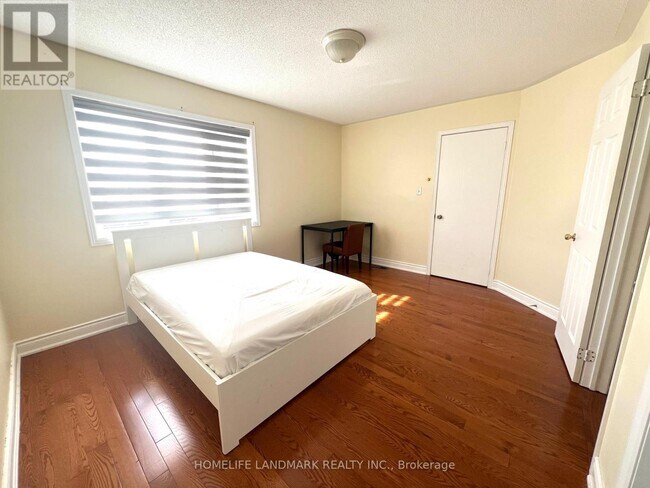 Photo - 37 Cartmel Dr