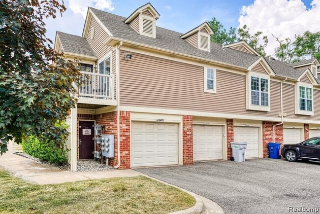 Photo - 4341 Deeside Dr