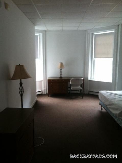 Photo - 854 Beacon St Unidad 2