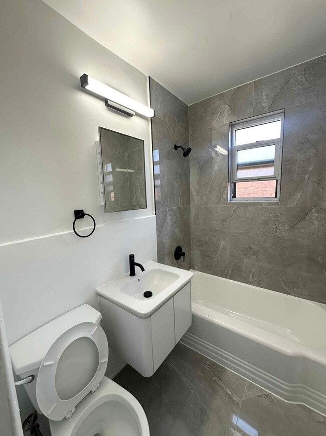 Photo - Claremont Court