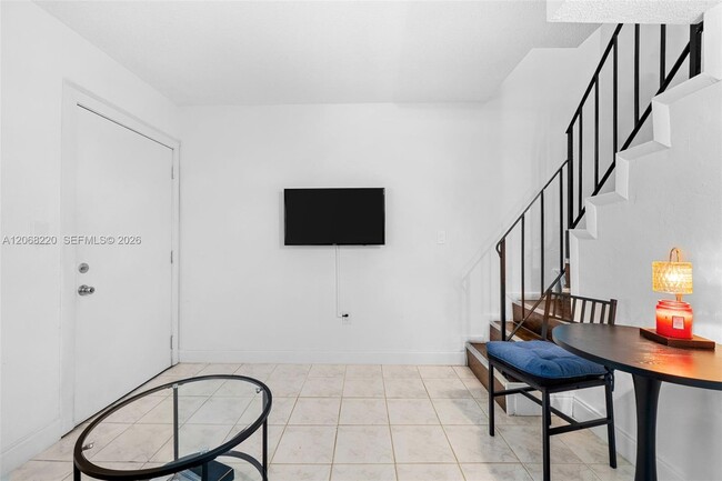 Photo - 515 SW 3rd St Unidad 6