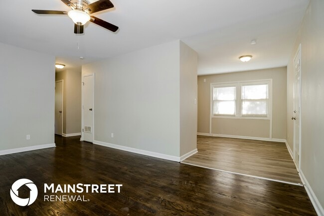 Photo - 6401 E 149th St