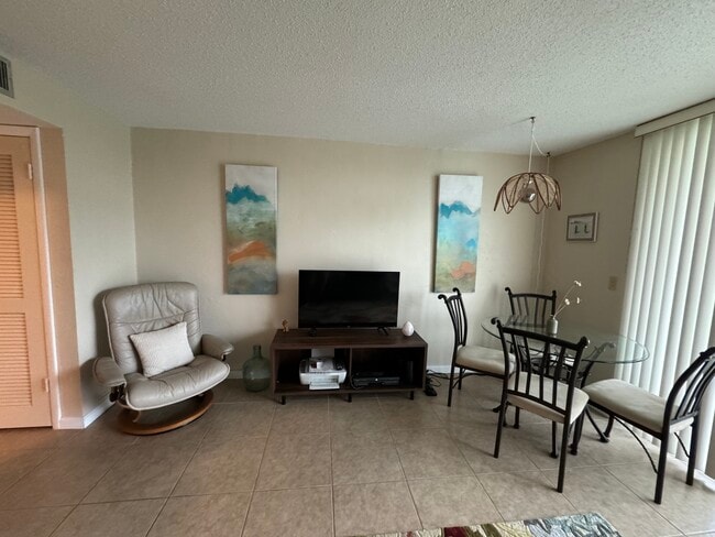 Photo - 1437 N ATLANTIC Ave Unit 307