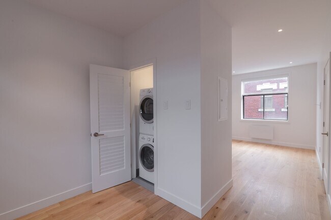 Photo - 6885-6891 Sherbrooke west Unité 25