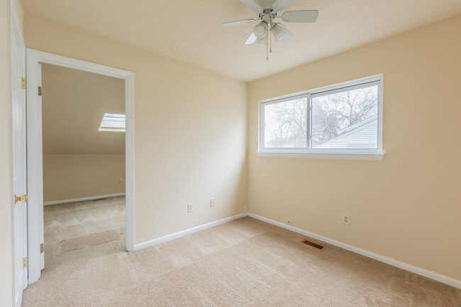 Photo - 11 Overlook Ct