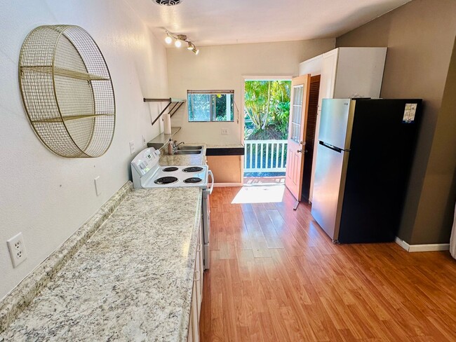 Photo - 1620 Kaupakalua Rd Apartment Unit Kaupakalua 3/2