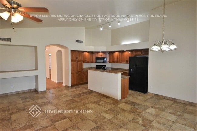Photo - 10886 W Loma Ln