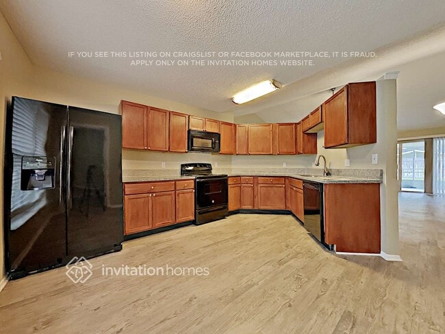 Photo - 411 Barrywood Ln