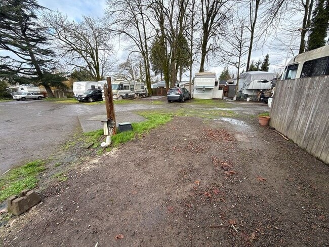 Photo - 3010 Phyllis St NE Unidad 31