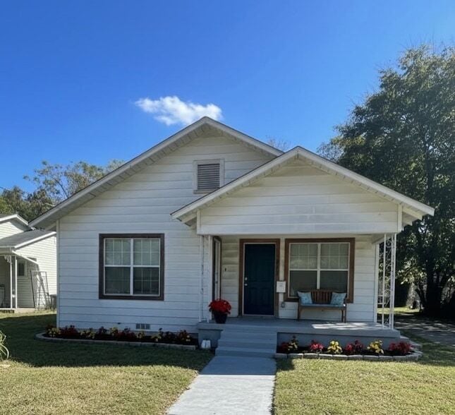 Photo - 3626 Carpenter Ave