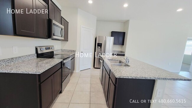 Photo - 5269 Gummite Dr