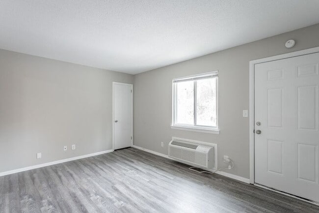 Photo - 113 Goodson Ave Unit 11