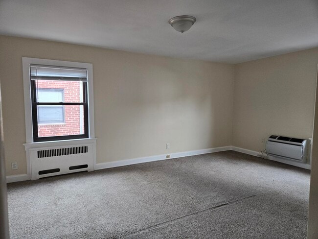 Building Photo - 65 Henry Ave Unit A Rental
