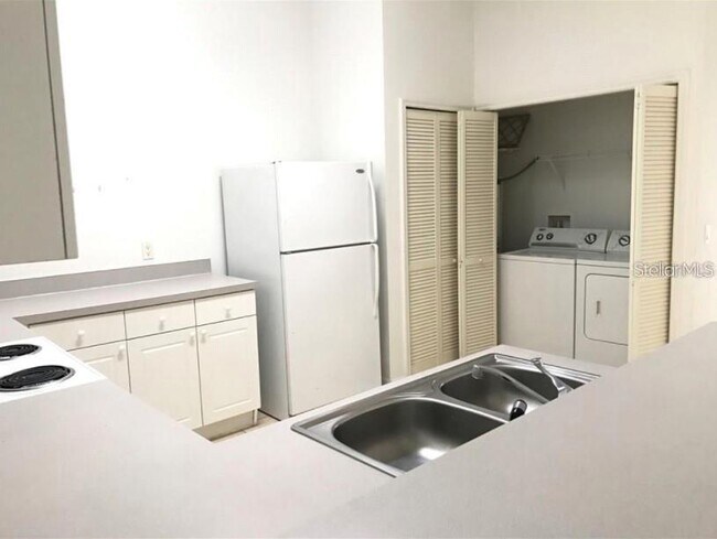 Photo - 2792 Club Cortile Cir Unit B