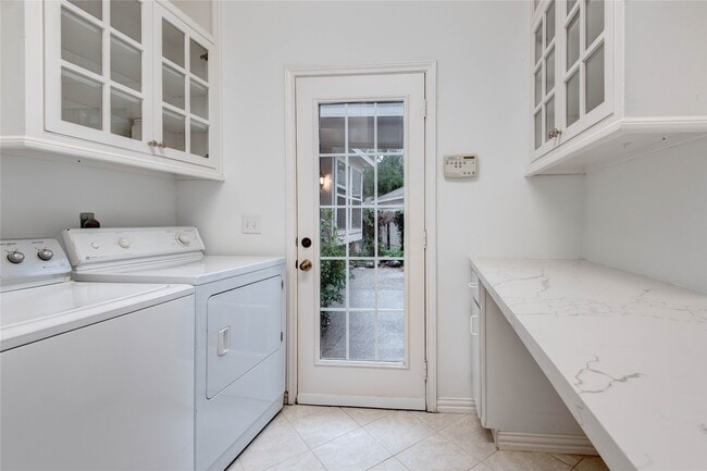 Photo - 96 E Stony End Pl