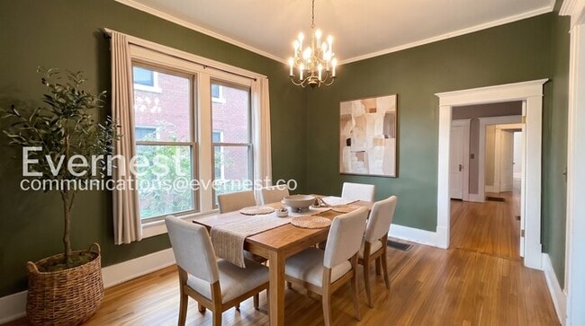 Photo - 3 Bed/2 Bath Home with Fenced Yard / Pet-Friendly / Available Now!