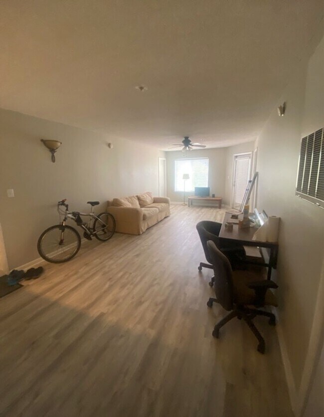 Photo - 1 Private Bedroom + Bathroom in Shared Con...