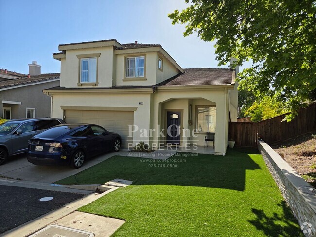 Building Photo - Modern Detached Home in Suburban Dublin Co...