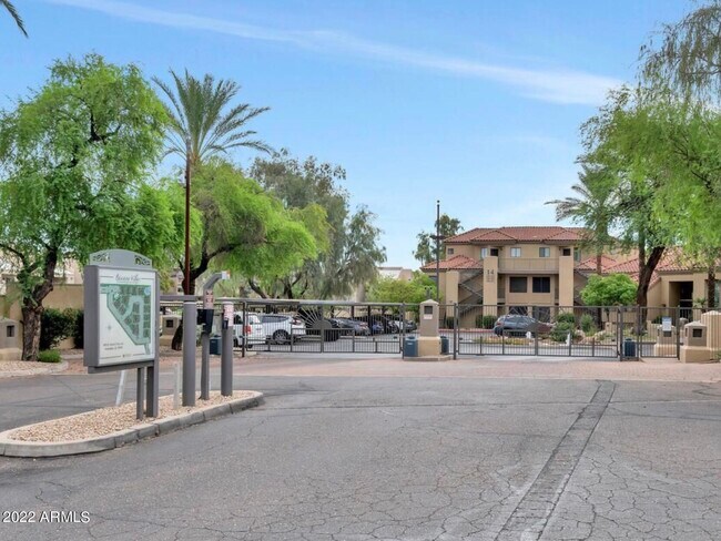 4925 E Desert Cove Ave Unit 264