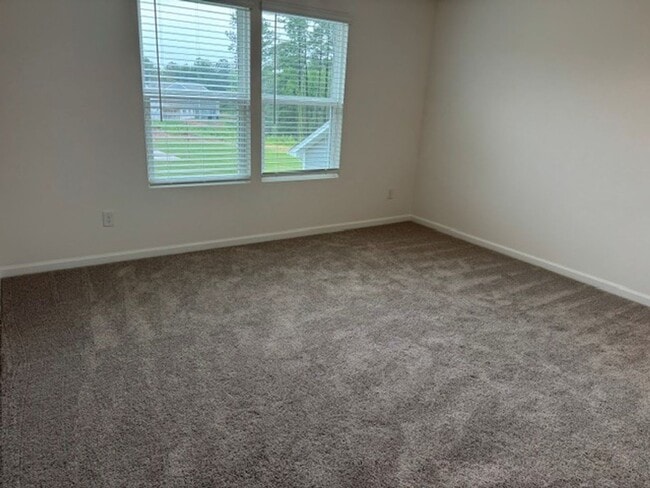 Photo - 2174 Clifton Rd